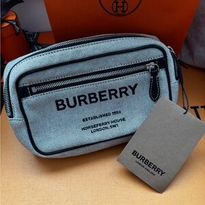 NWT Burberry sling belt bag 100% authentic